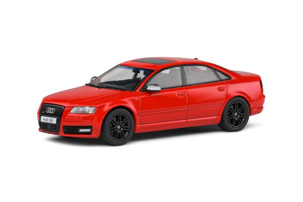 1:43 Audi S8 D3 – Red w/Black line – 2010